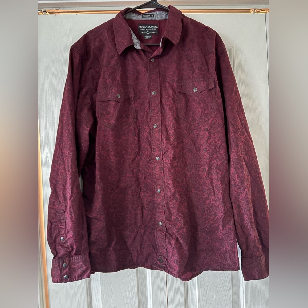 Men’s Cody James pearl snap shirt size xxl